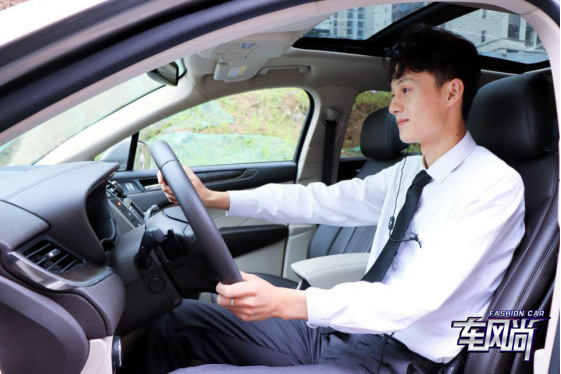 252028027fa9af21708429.png blob.png