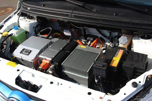 16163857cba0a935985012.jpg ChsEoFvEY32AC32mAAFhBIggbTI575.jpg