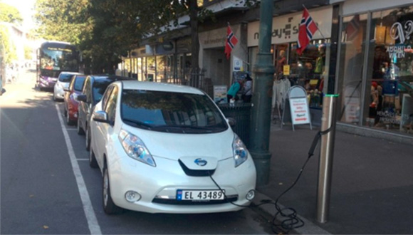 1411552486548f850b2346.jpg dim593x324_35d994537349f4a87e805d6eb4db4d_700nomk.jpg