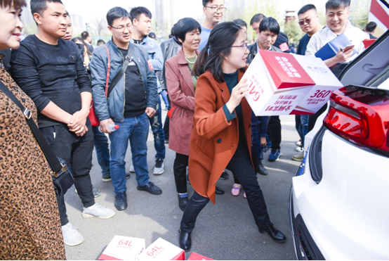 01093152ed6d7cfe548457.png blob.png