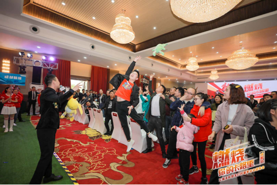 0109335929828ed9c04082.png blob.png