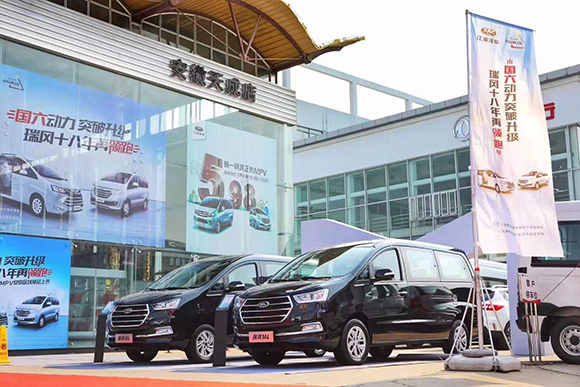 2700240716a101bdba0865.jpg 8ed15e70aa6fb2d414a03c64826795f.jpg