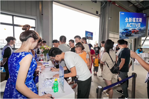 0501370267575f87346399.png blob.png