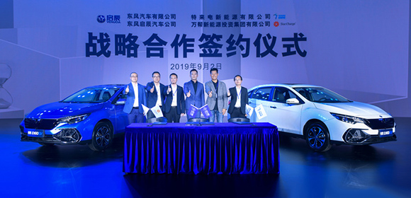 07000456ce1435a78c9569.jpg dim3000x1448_e30fcc9c2841a1b3c133fba4ab7e1f_700.jpg