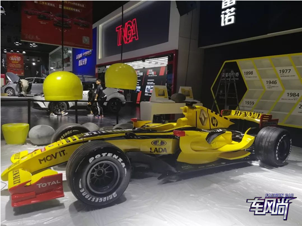 03110509bd54f19a6f3925.png blob.png