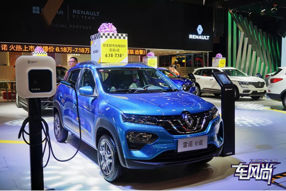 03111029b6bd095b204498.png blob.png