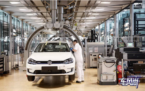 19094224627e4671ed4584.png blob.png