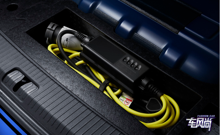 2111084606aa5930937754.png blob.png