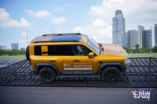 301613252845c036df7310.jpg 5.jpg