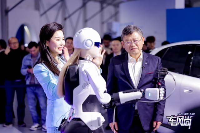 19011403b5116468e15099.jpg 5.jpg