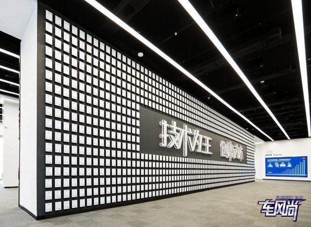 2611405393ea792ea95771.jpg 4.jpg