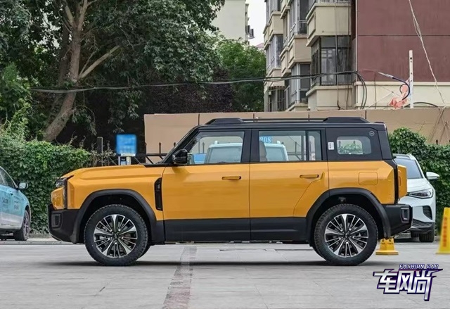 05092536929e6fabf91469.jpg 2.jpg