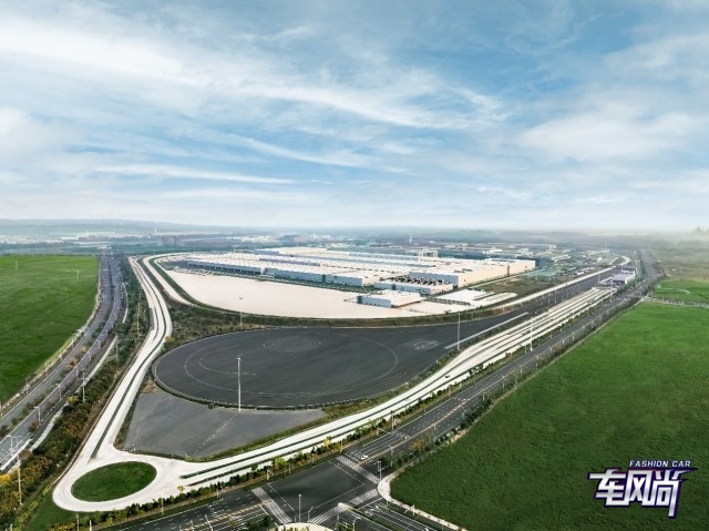 0910250638f2adad963250.jpg 3.jpg