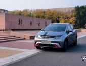 ���ǵ��ڴ�ѧУ԰���ң��ܵ���ʦ������